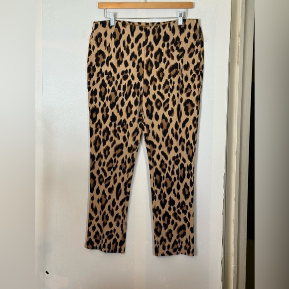 Chico's Juliet Animal-Print Ankle Pants - Picture 4 of 12